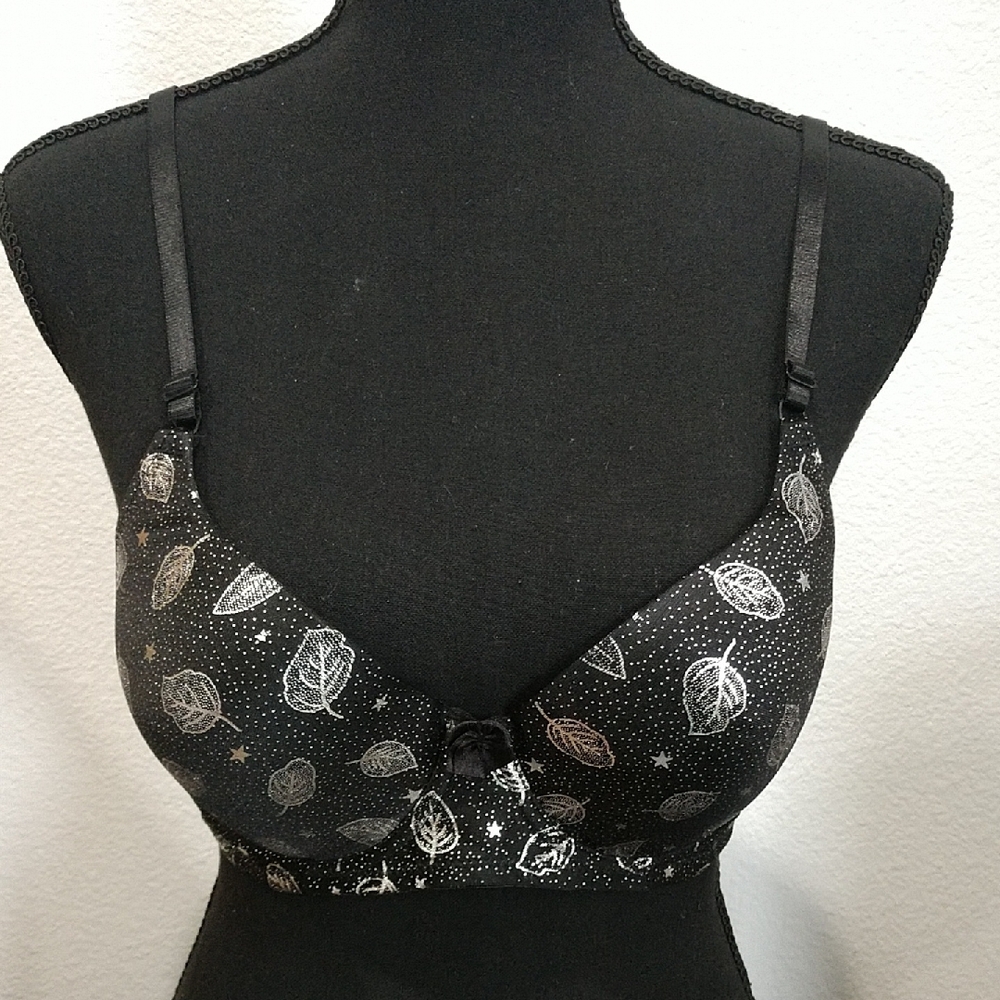 Mamia Black Leaf Pattern Bra